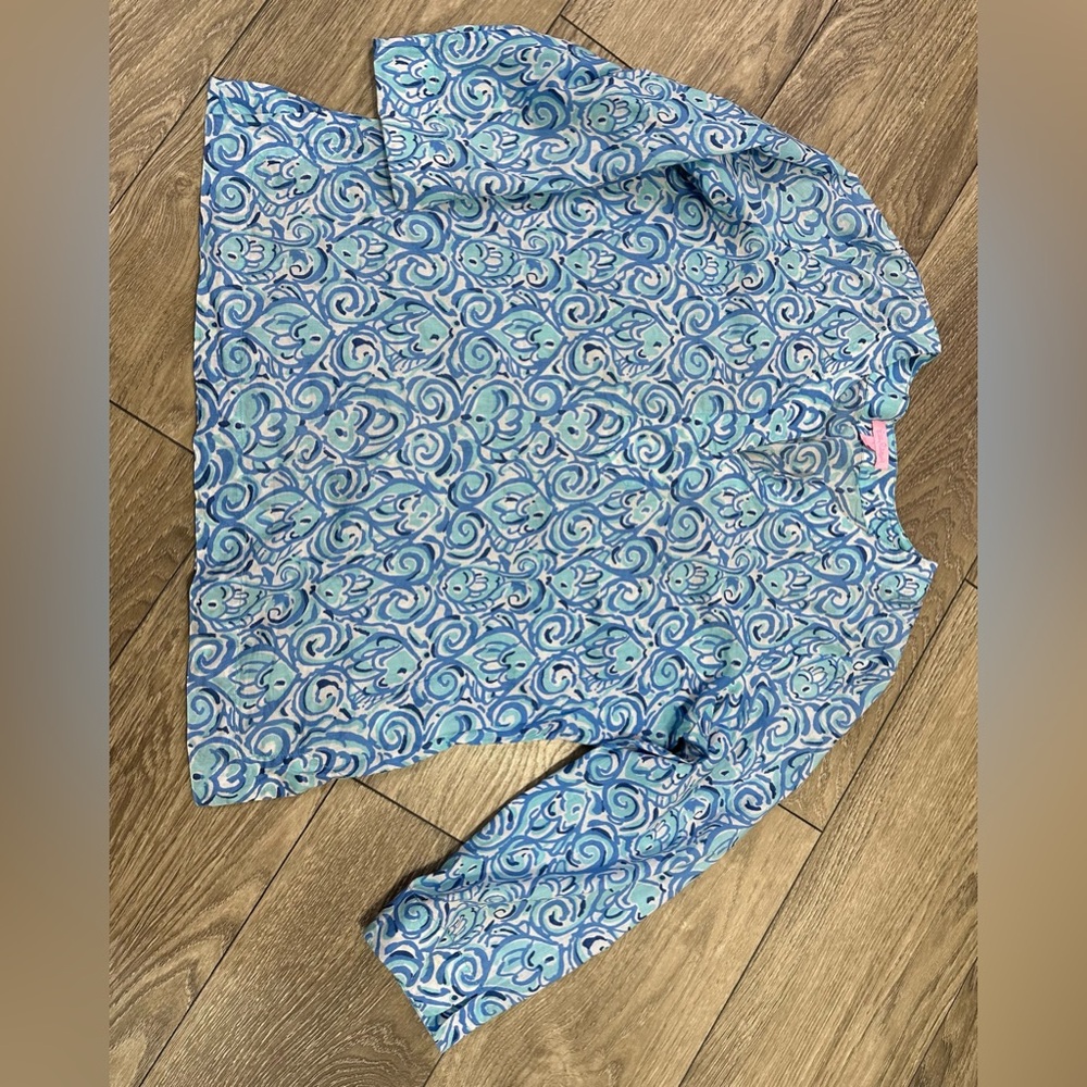 💙☀️Lilly Pulitzer Amelia Island Tunic - Chasing Tail Print💙☀️ - Picture 11 of 12